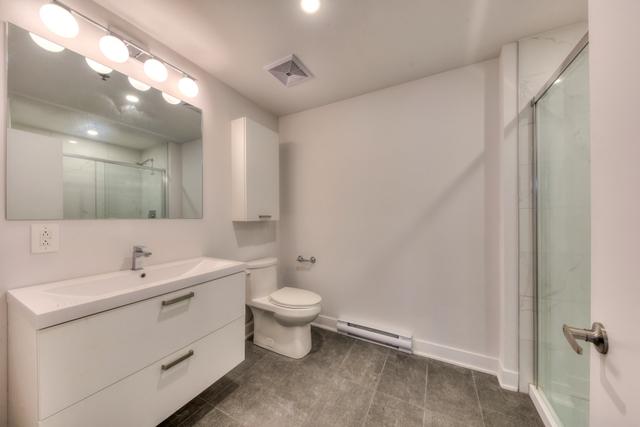 Salle de bains attenante à la CCP